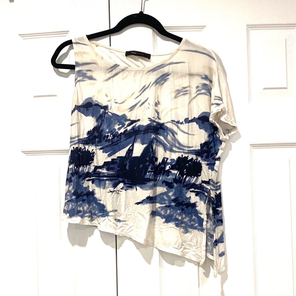 BCBGMAXAZARIA white blue Pattern Tshirt top XS